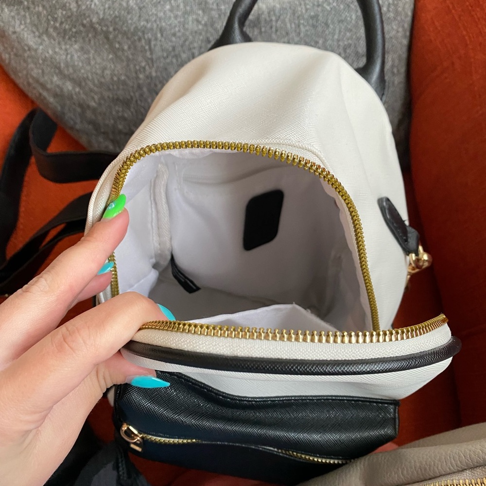 Mini backpack - Picture 2 of 3